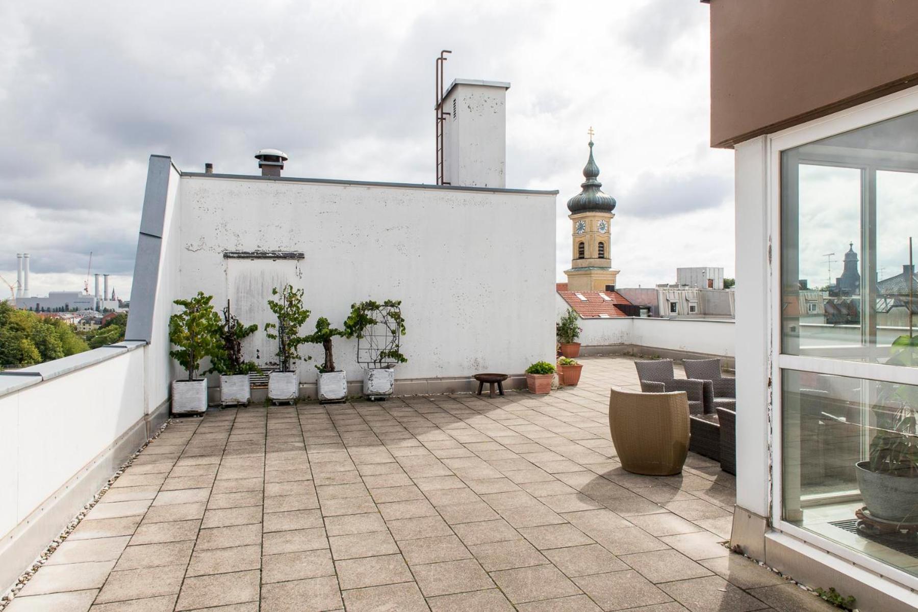 Rooftop Retreat *