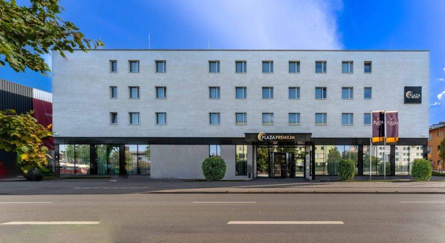 Plaza Premium Hotel