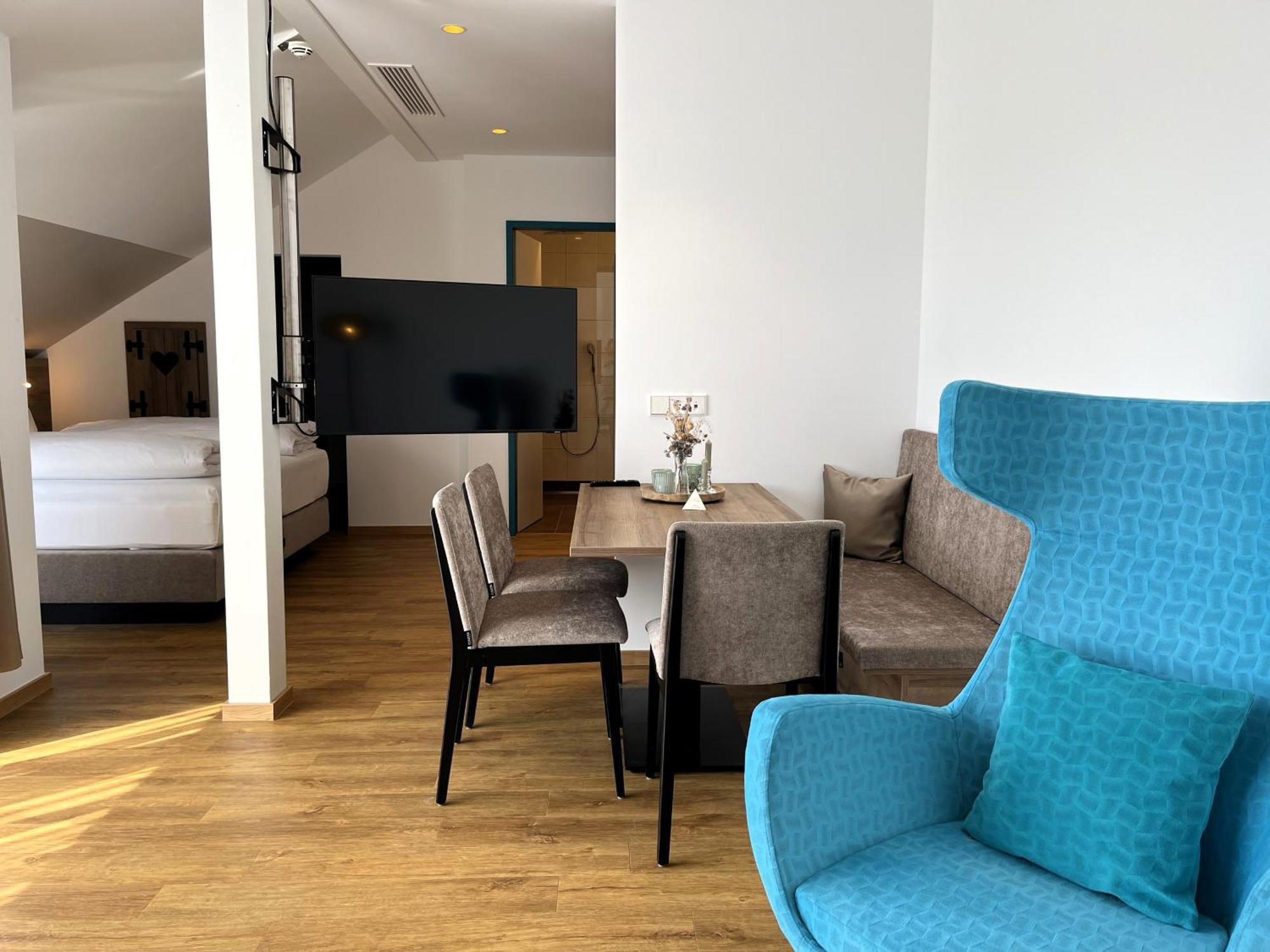 Westside Hotel 3*