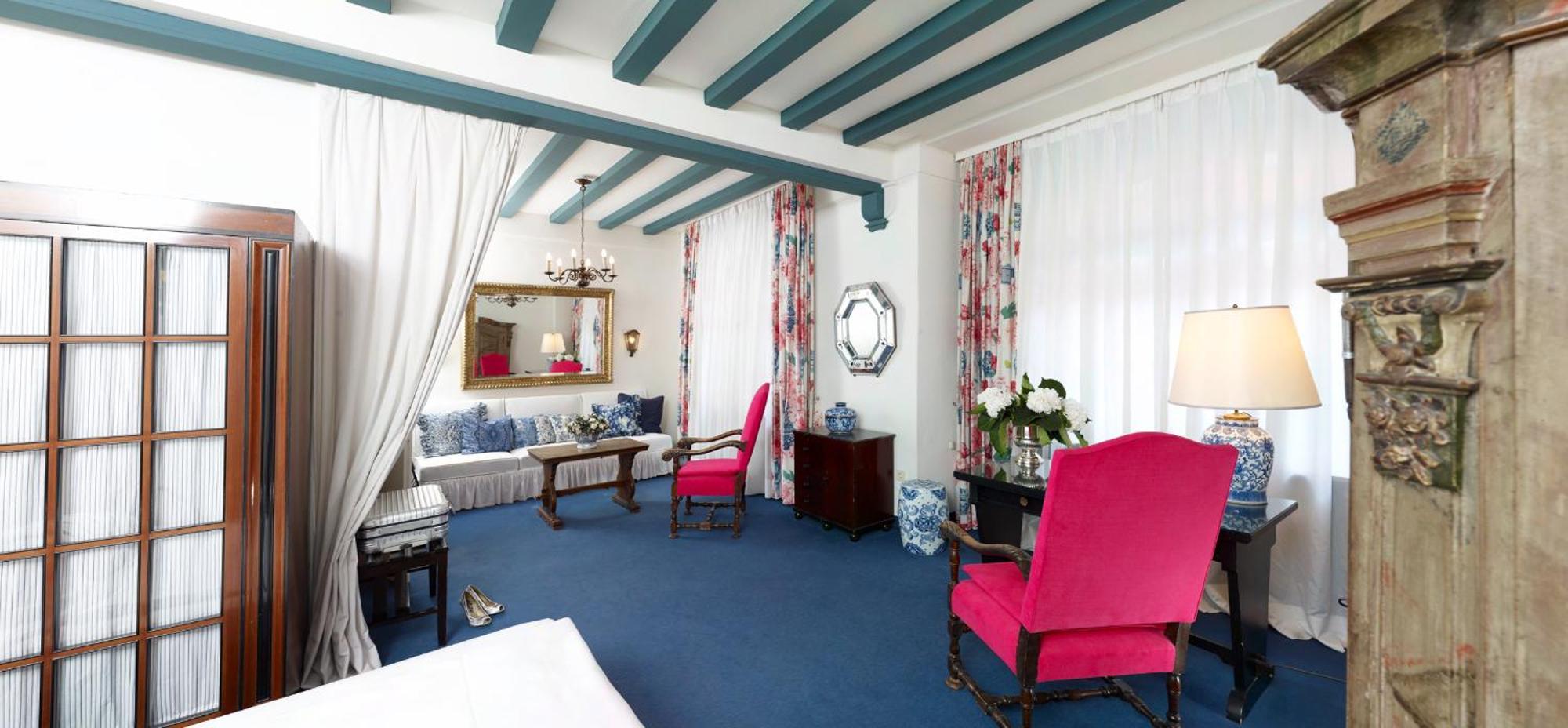 Hotel Opera