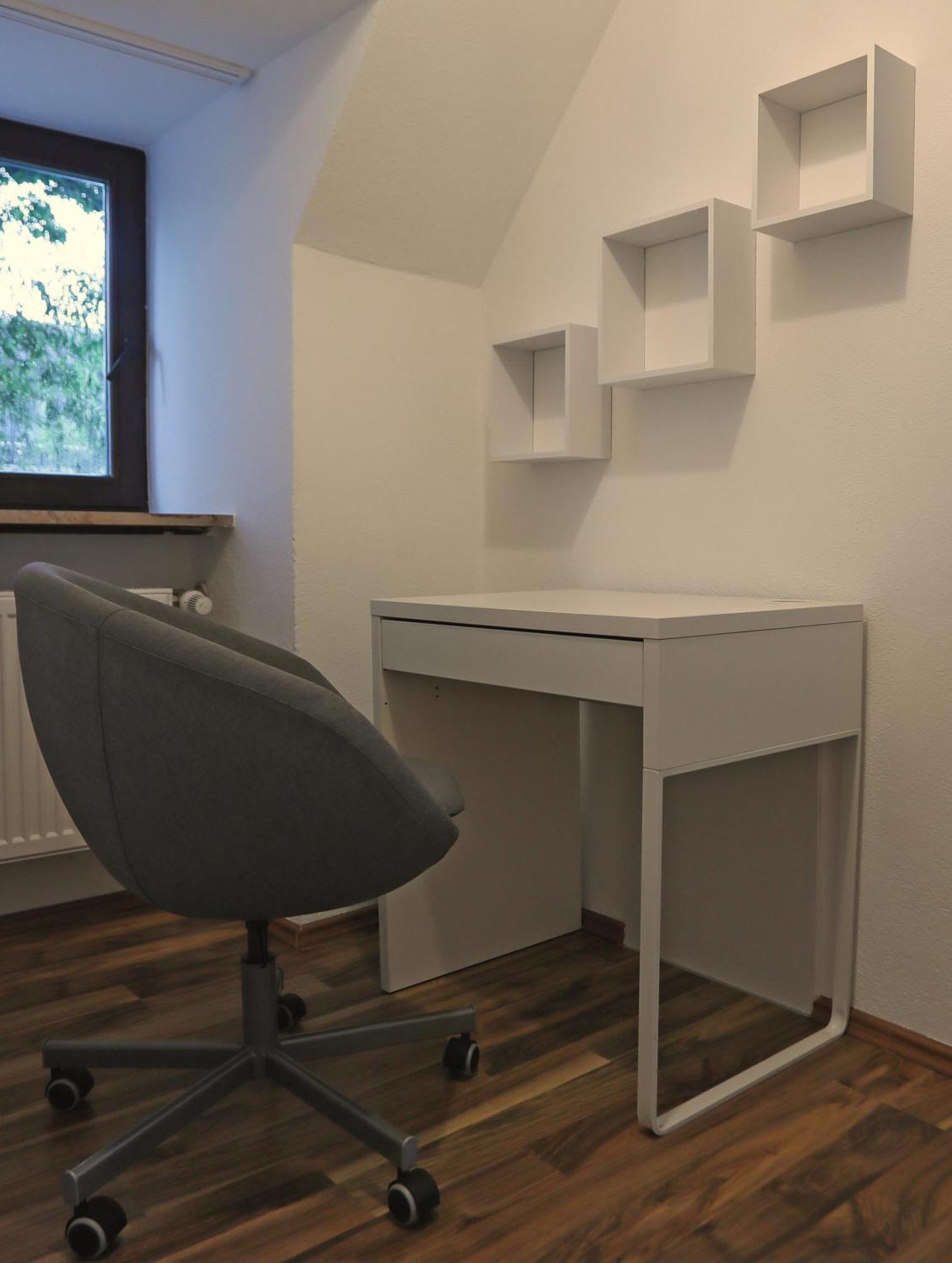 Apartment 10 Min Subway U-bahn To Marienplatz 130 M2 - 4br - 2bath Munich