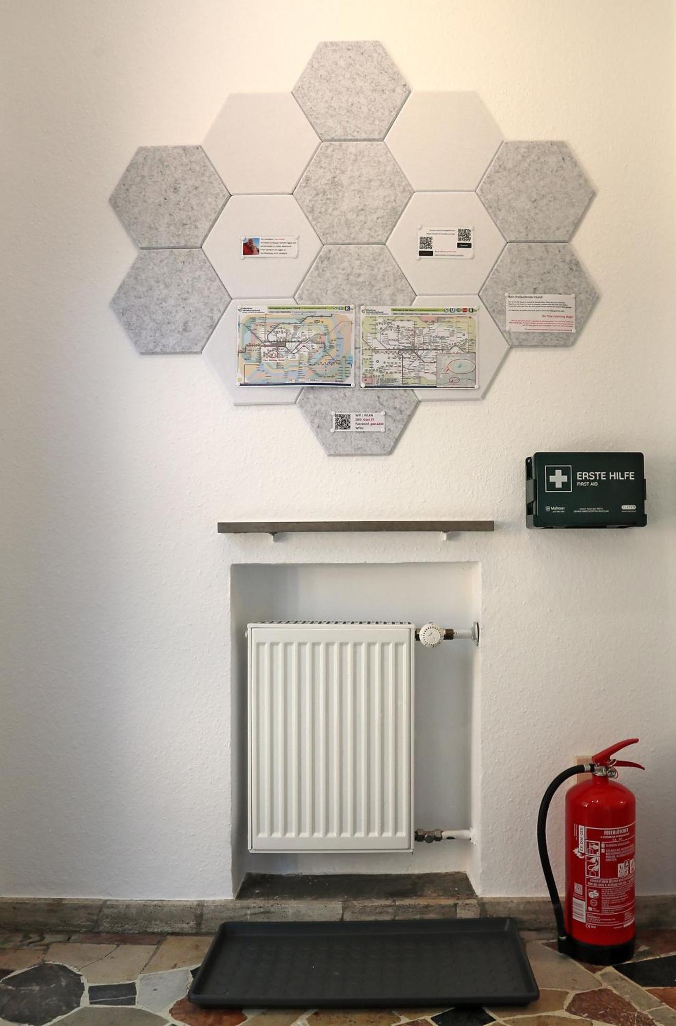 Apartment 10 Min Subway U-bahn To Marienplatz 130 M2 - 4br - 2bath Munich