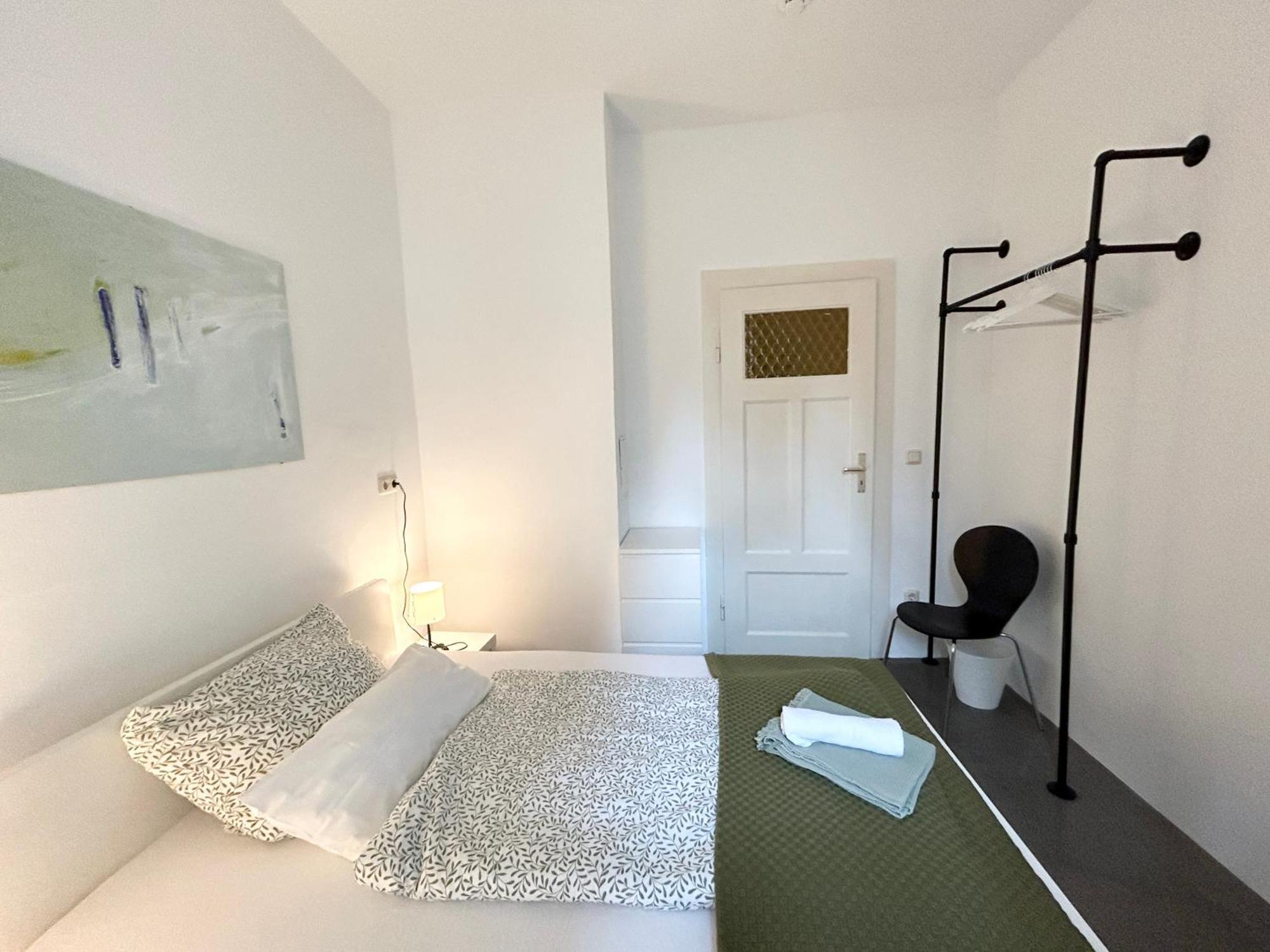 Wohnen Mit Kuenstlerflair In Apartment