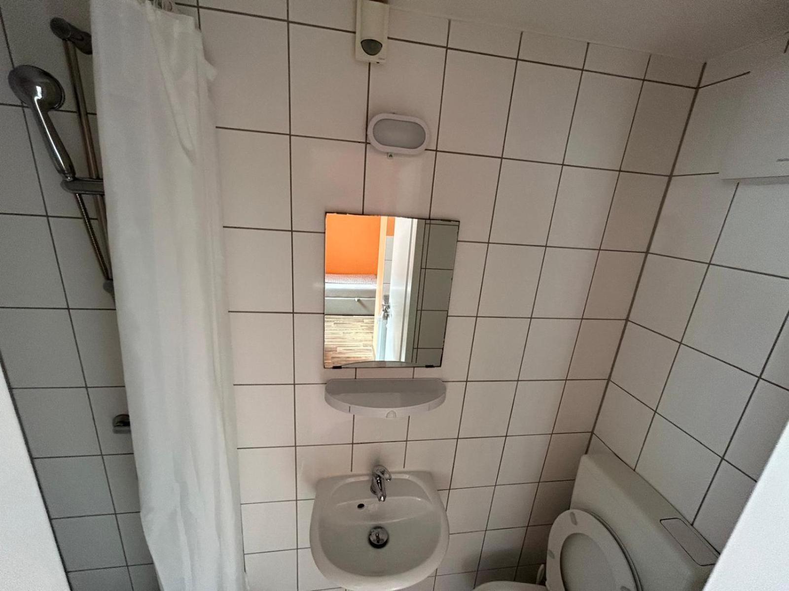 Budget Station Aparthostel * Munich
