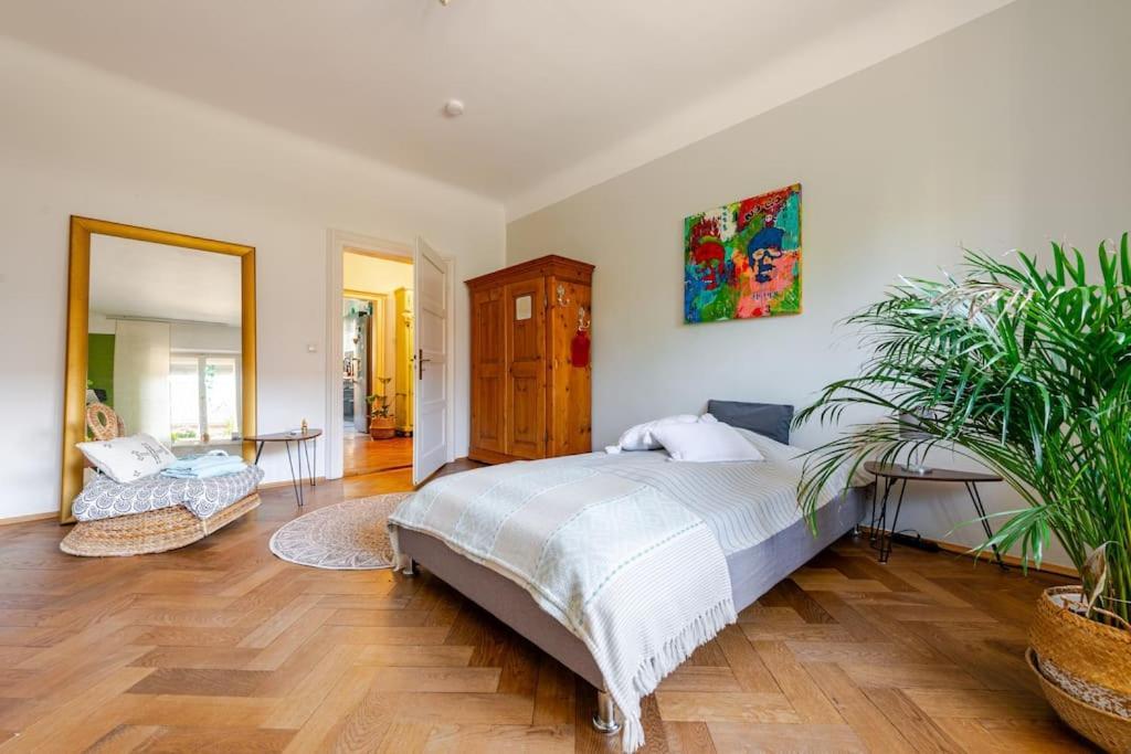 Haus Oktober Apartment Munich