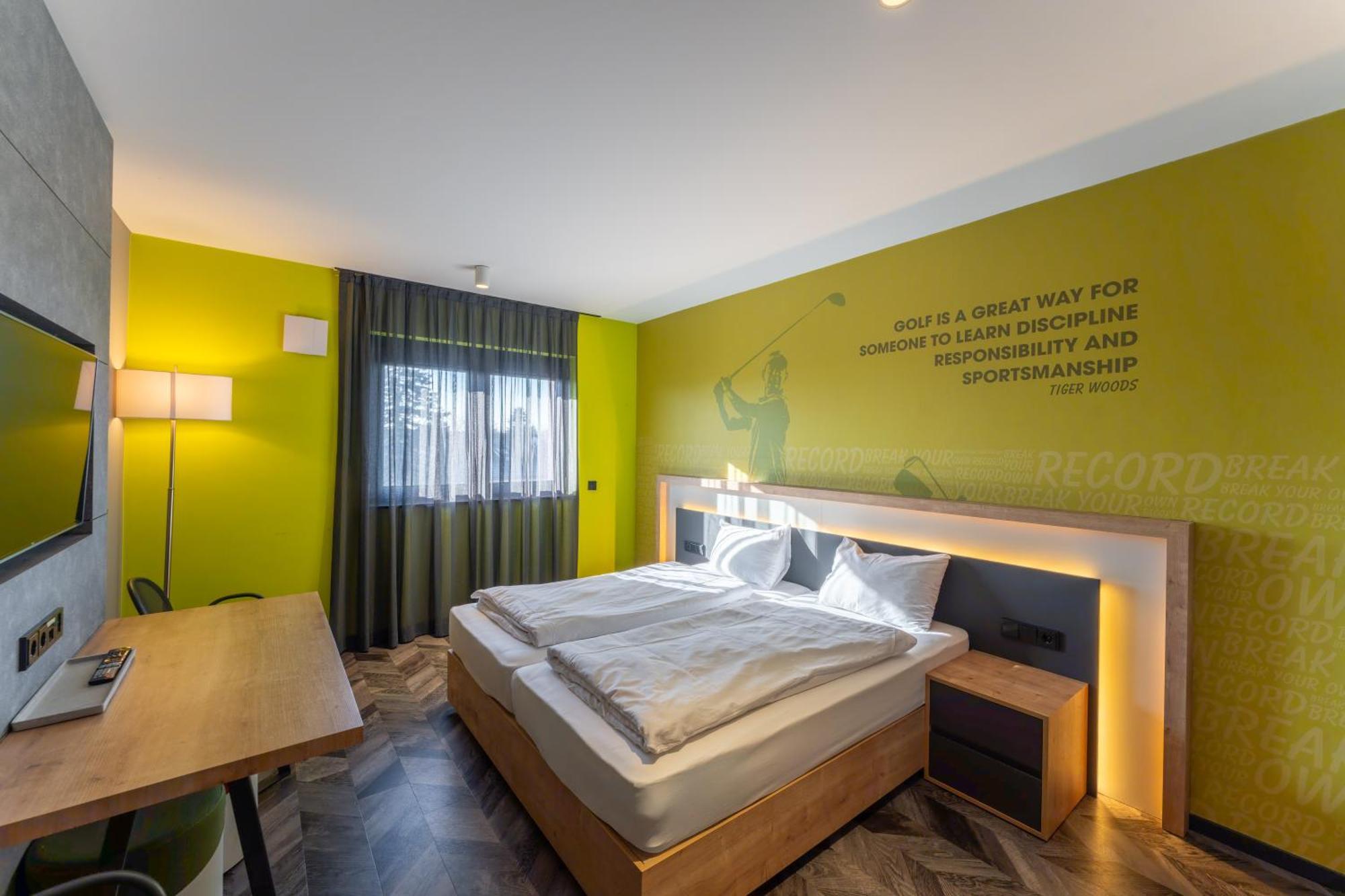 Hotel House Of Records