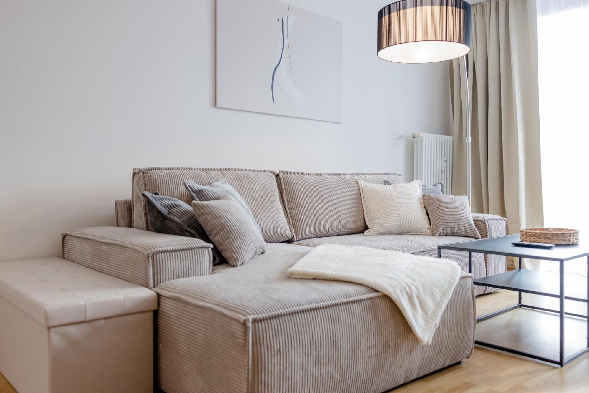 Lumen Homes - Altstadt-residenz, Direkt Im Zentrum, Geraeumiges Mit 5 Zimmern, Kueche Apartment *