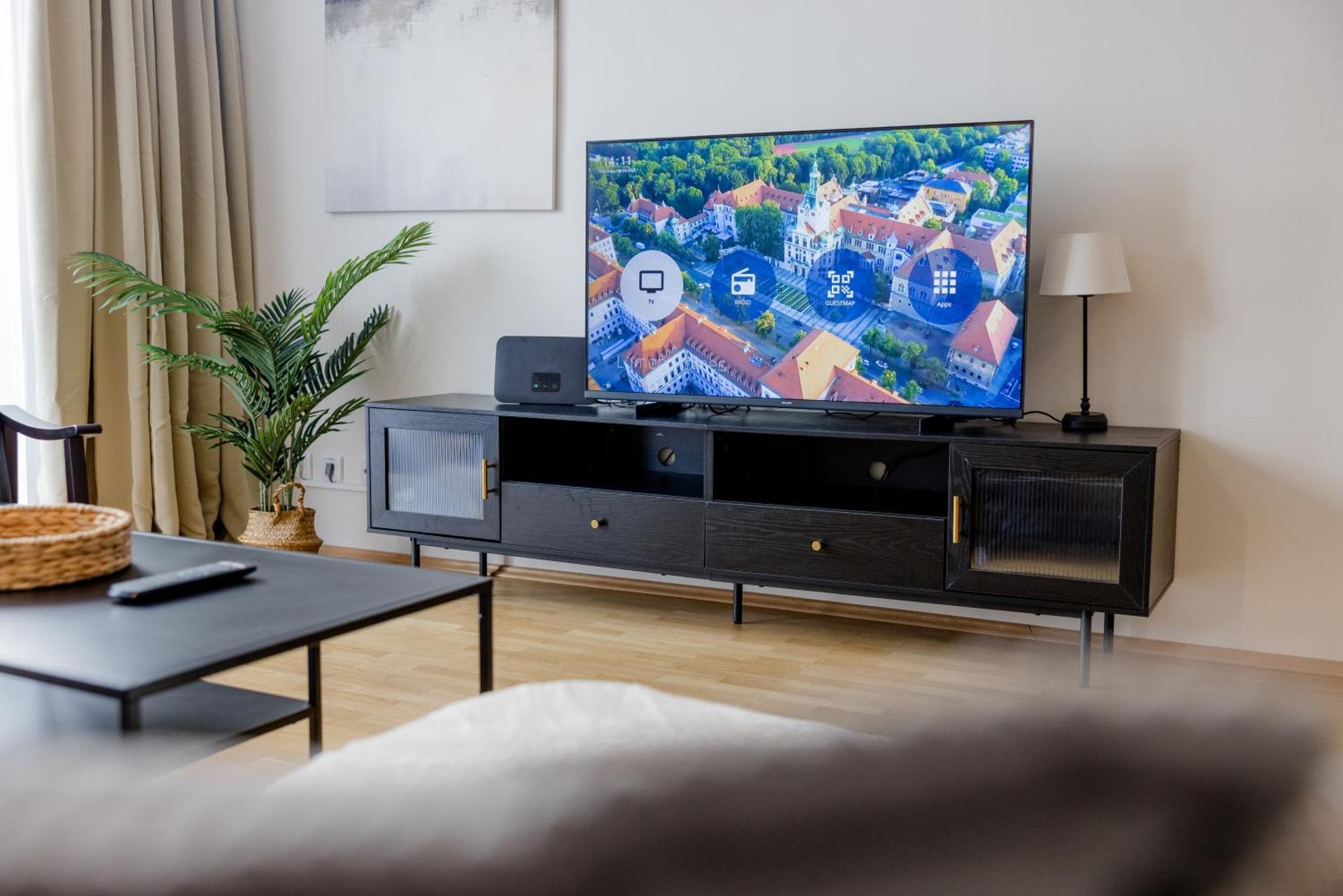 Apartment Lumen Homes - Altstadt-residenz, Direkt Im Zentrum, Geraeumiges Mit 5 Zimmern, Kueche *
