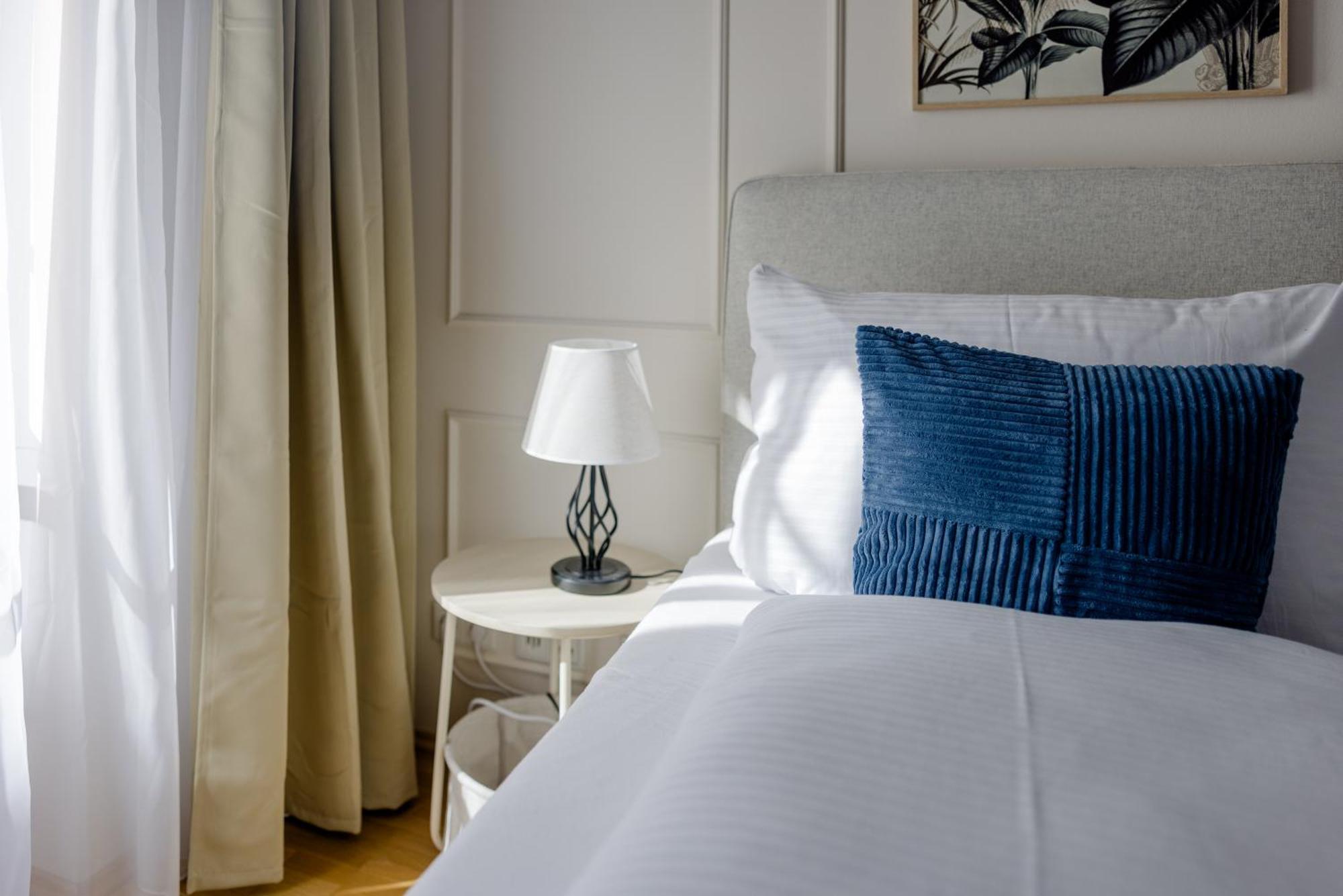 Apartment Lumen Homes - Altstadt-residenz, Direkt Im Zentrum, Geraeumiges Mit 5 Zimmern, Kueche München