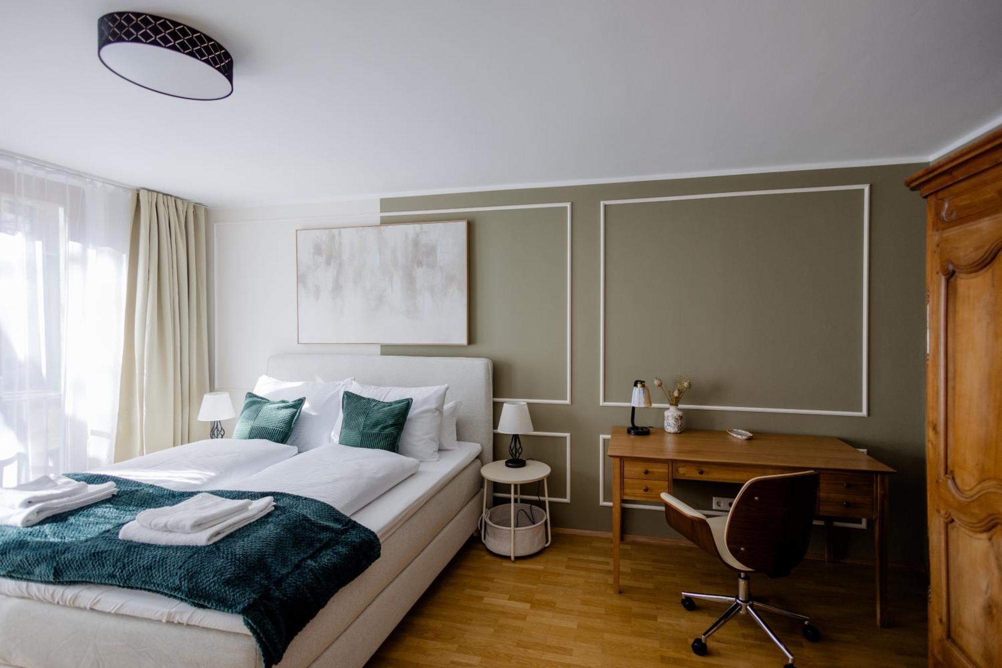 Apartment Lumen Homes - Altstadt-residenz, Direkt Im Zentrum, Geraeumiges Mit 5 Zimmern, Kueche München