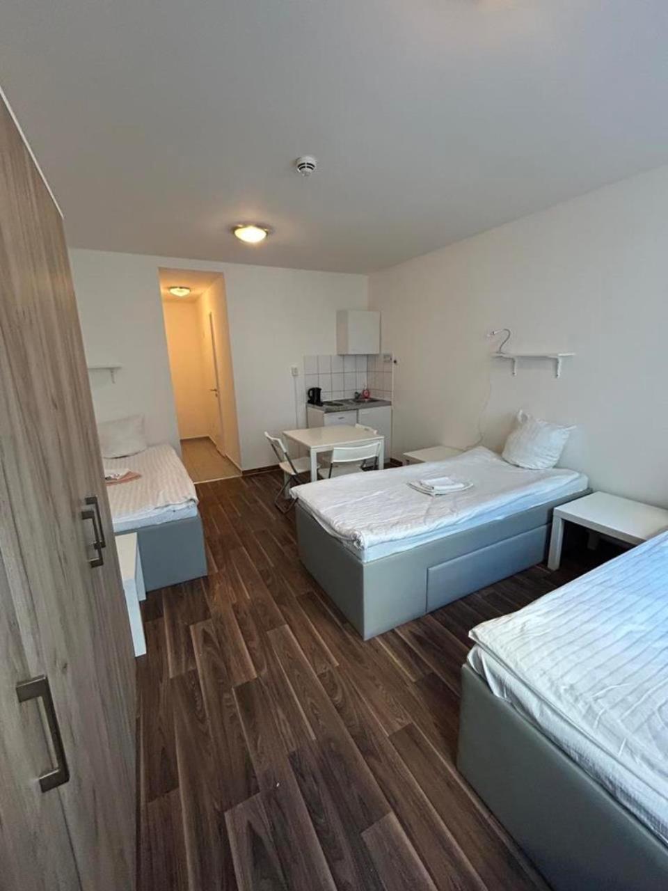 Apartment Budget Station Aparthostel