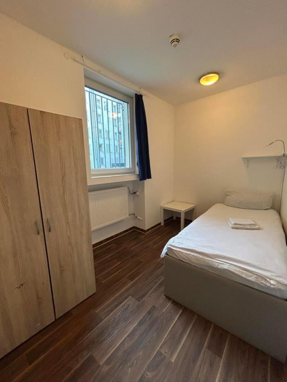 Apartment Budget Station Aparthostel Munich