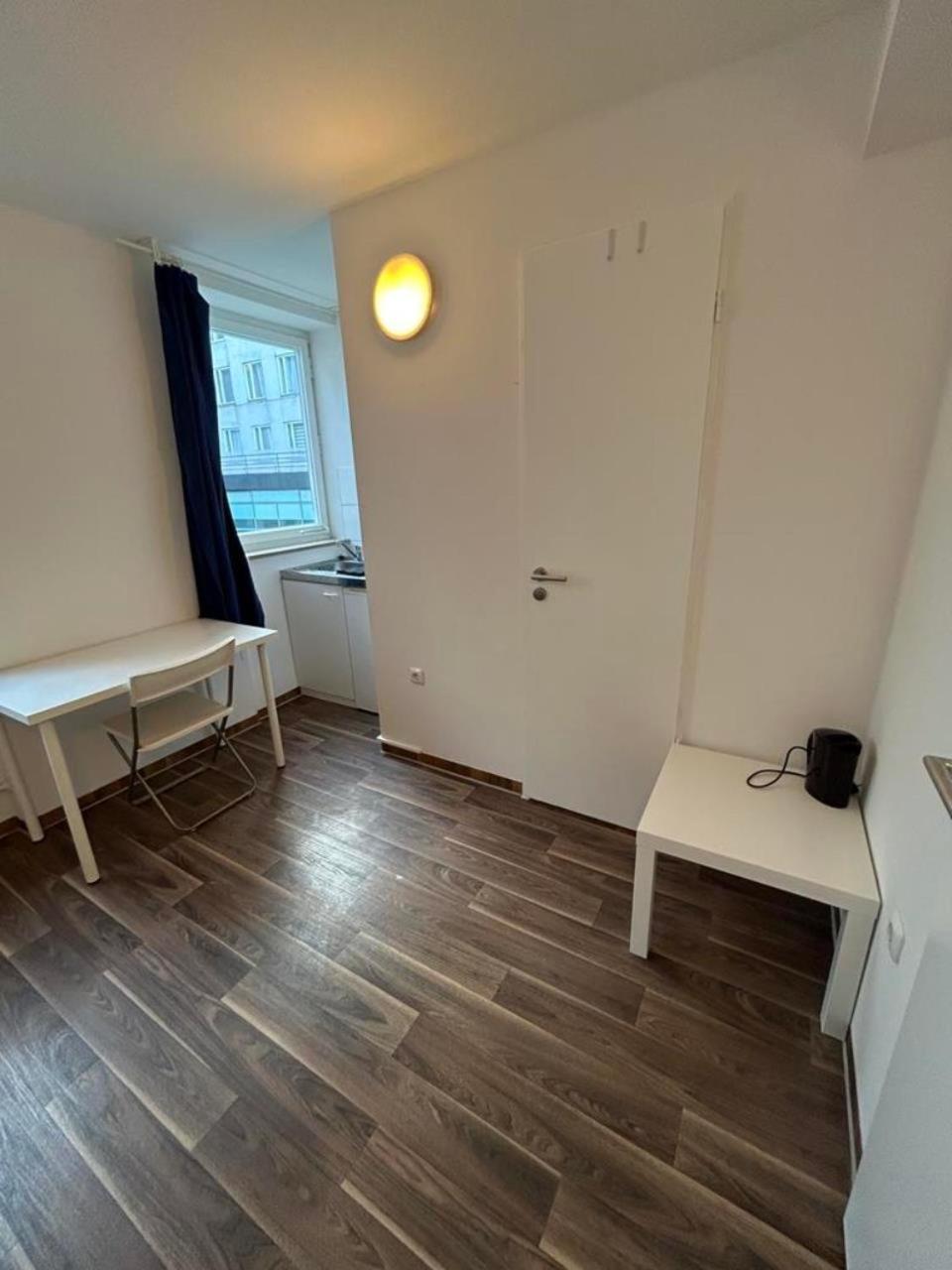 Budget Station Aparthostel