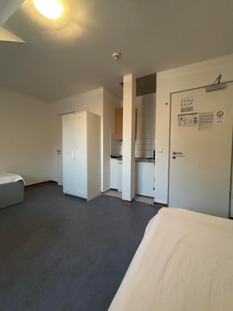 Apartment Budget Station Aparthostel Munich