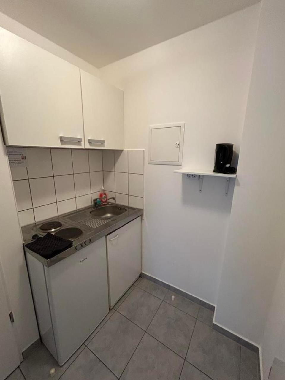 Budget Station Aparthostel Apartment *