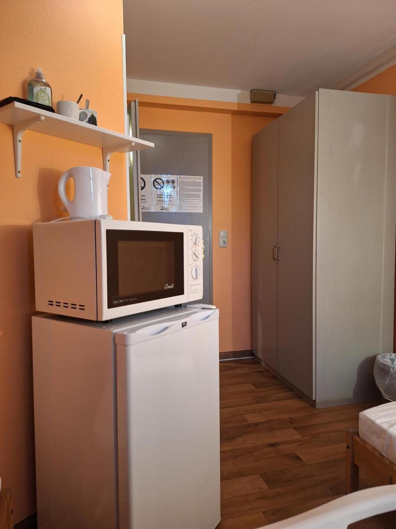 Low Budget Aubing Apartmenthostel Aub 162 * Munich
