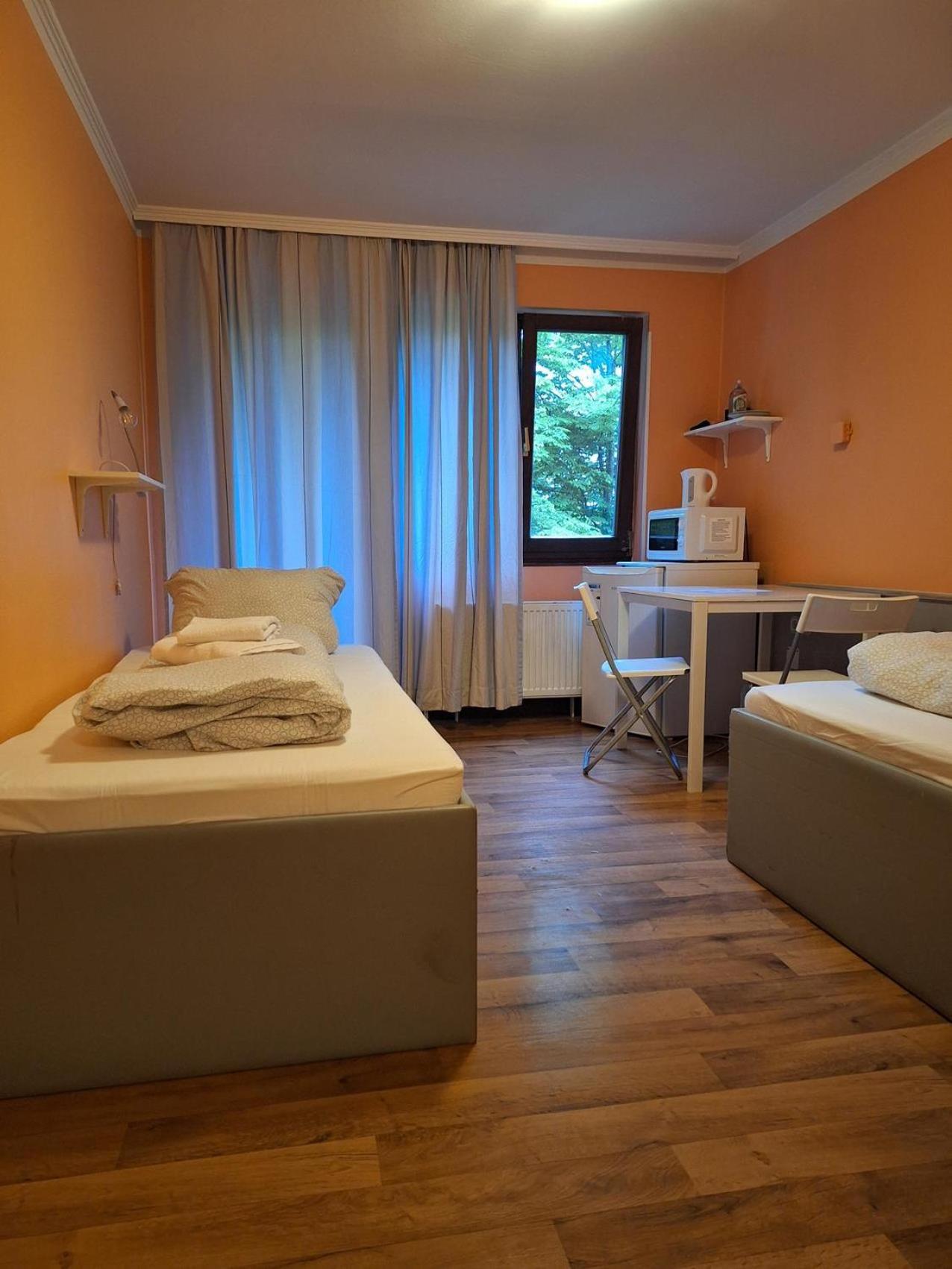 Low Budget Aubing Apartmenthostel Aub 162 Munich