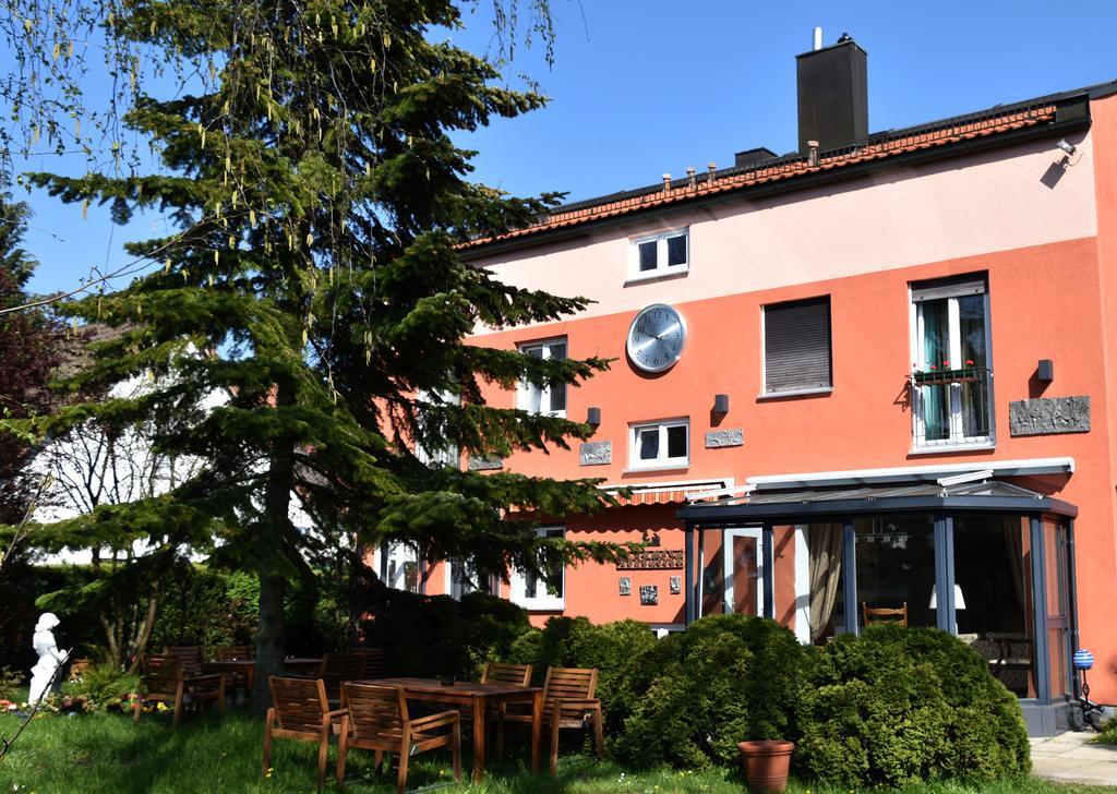 Hotel Arena Stadt 3*
