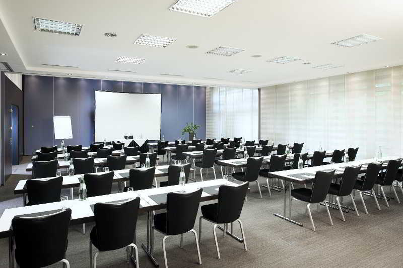 Hotel Nh Messe 4*
