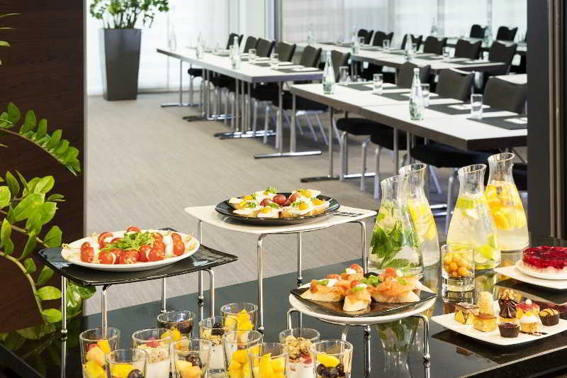 Hotel Nh Messe 4*