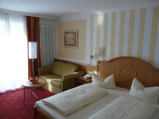 Hotel Hahn 3*