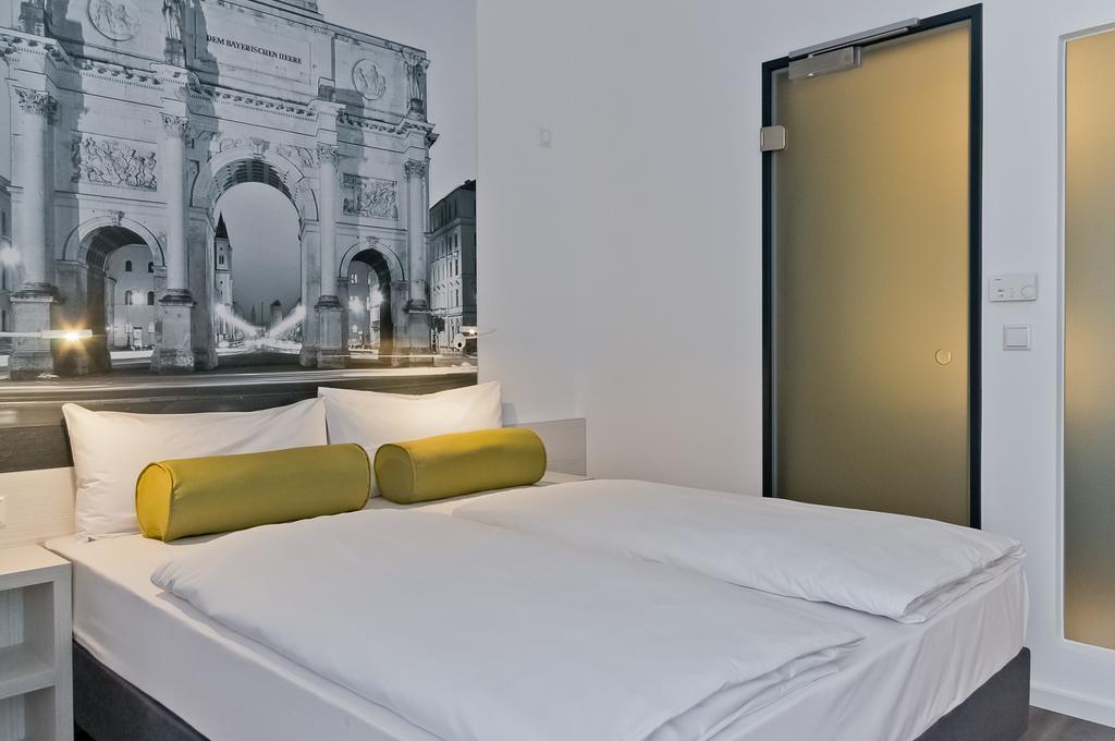 Hotel Super 8 By Wyndham Munich City North 3*