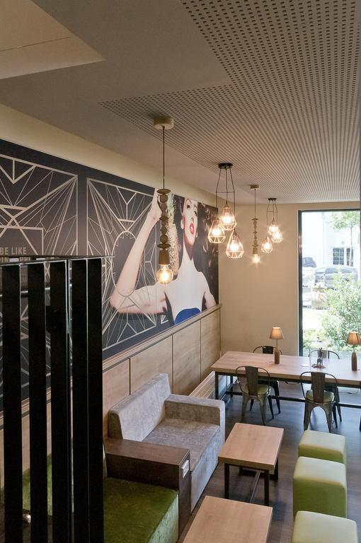 Super 8 By Wyndham Munich City North Hotel 3*