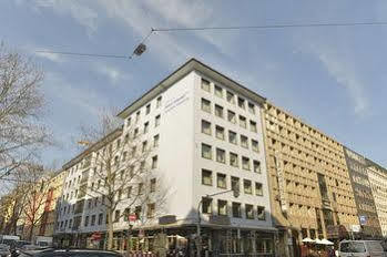 Hotel Dolomit Munich