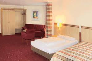 Hotel Parkhotel Theresienh\u00f6he