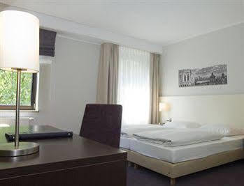 Dolomit 2* Munich