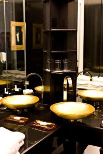 Opera Hotel 4*