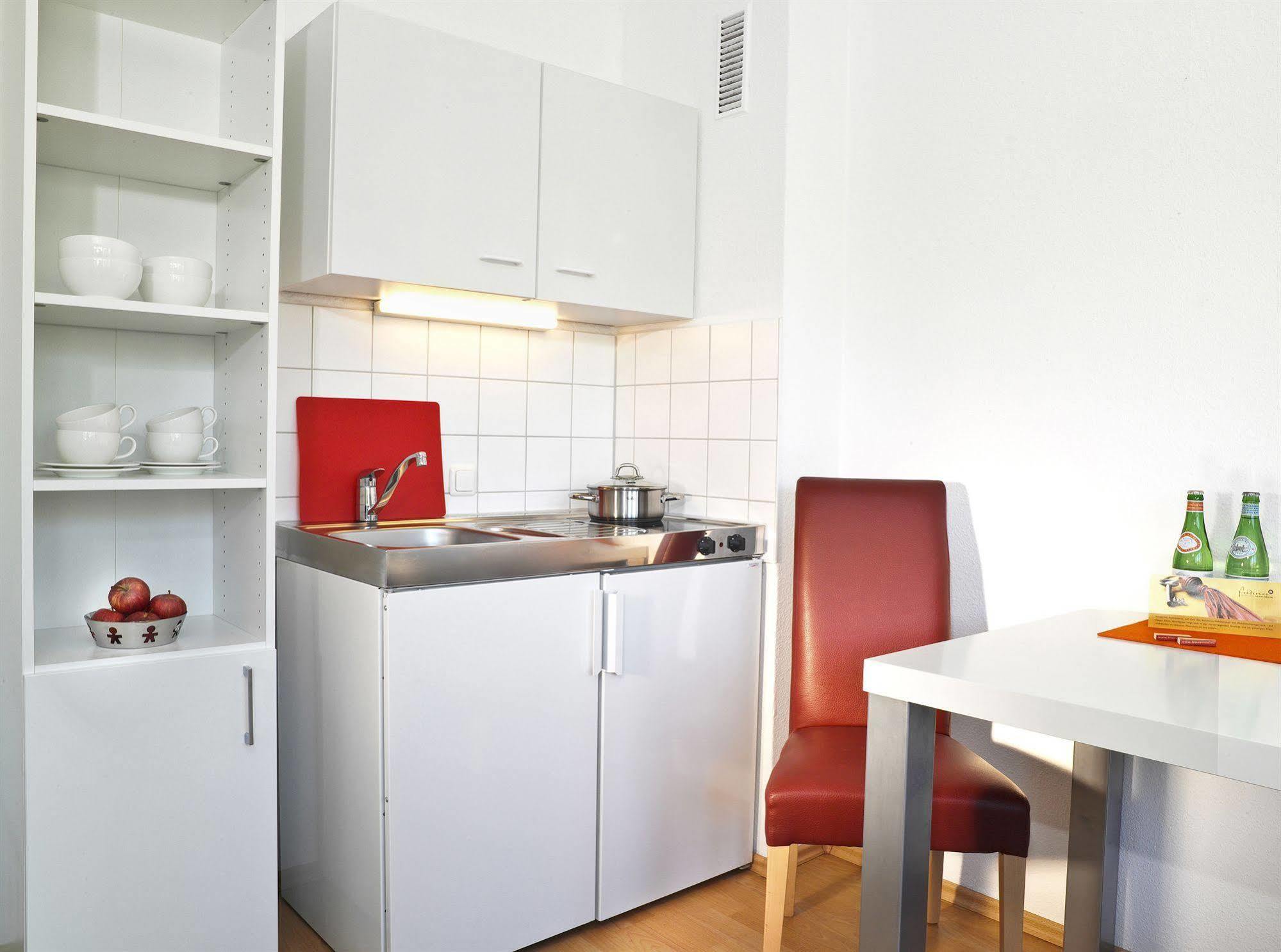 Frederics Schwabing Hotel 4*