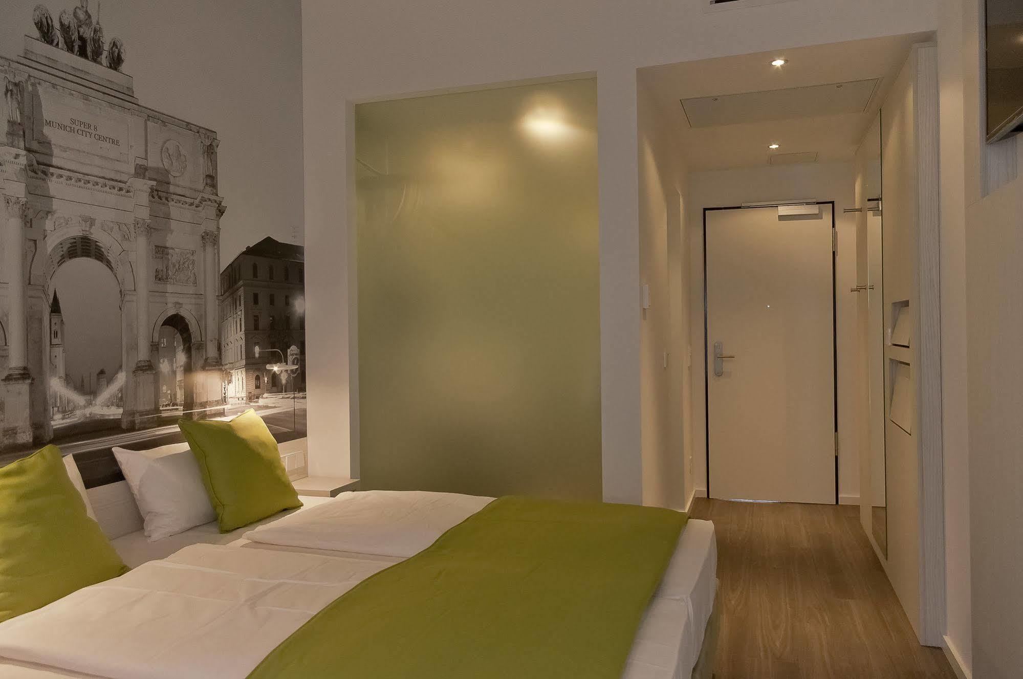 Super 8 By Wyndham Munich City North 3* Munich