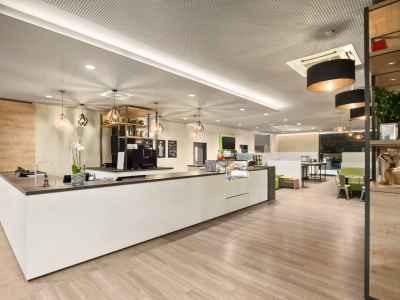 Super 8 By Wyndham Munich City North