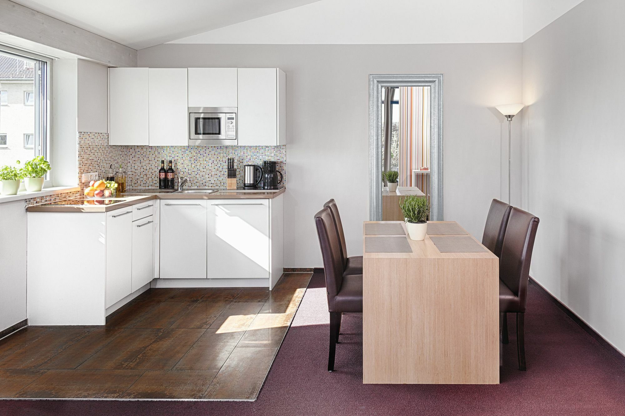 Concept Living Aparthotel 4*