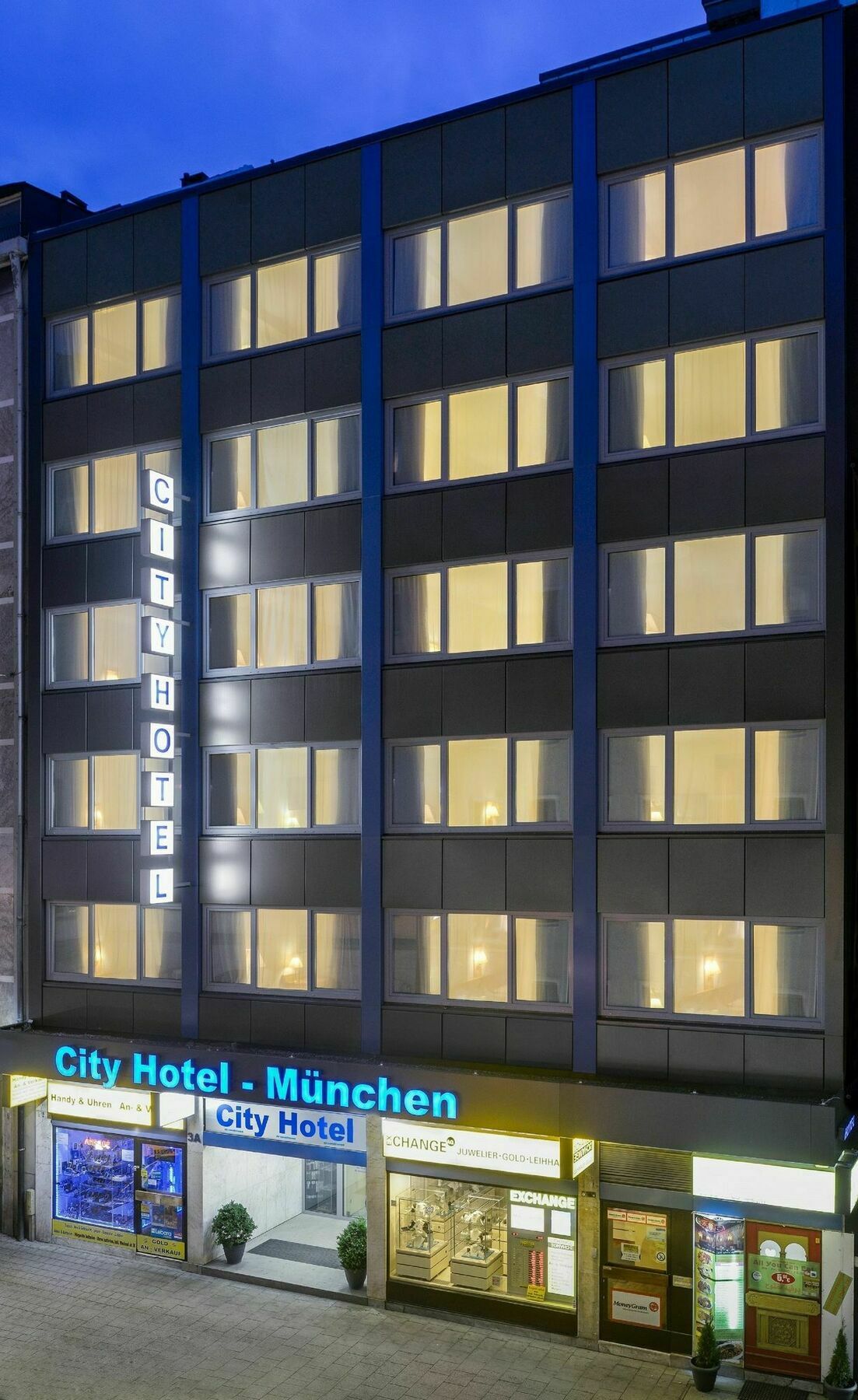 Hotel City 3*