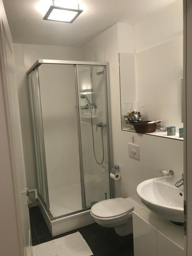 Apartment Helle Souterrainwohnung Mit Komfort *
