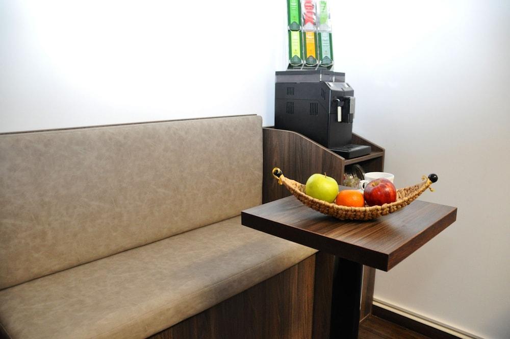 Perlach Allee By Blattl Hotel 3*