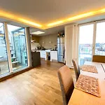 Exklusives Panorama Penthouse Im Herzen Von Muenchen, Dachterasse, Kamin