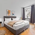 Flatista Homes - Old Town