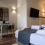 Homely Stay Studio 7 - Elegant Self-Check-In Studio For Urban Travelers