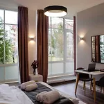 Homely Stay Studio 7 - Elegant Self-Check-In Studio For Urban Travelers