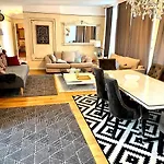Baynunah Suites Aparthotel