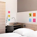 Business & Budget Hotel Tessin