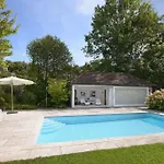 House With Private Pool And Garden