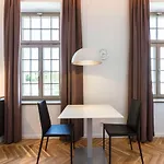 Srs Apartments Muenchen