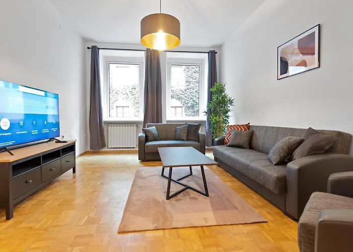 Flatista Homes - Old Town
