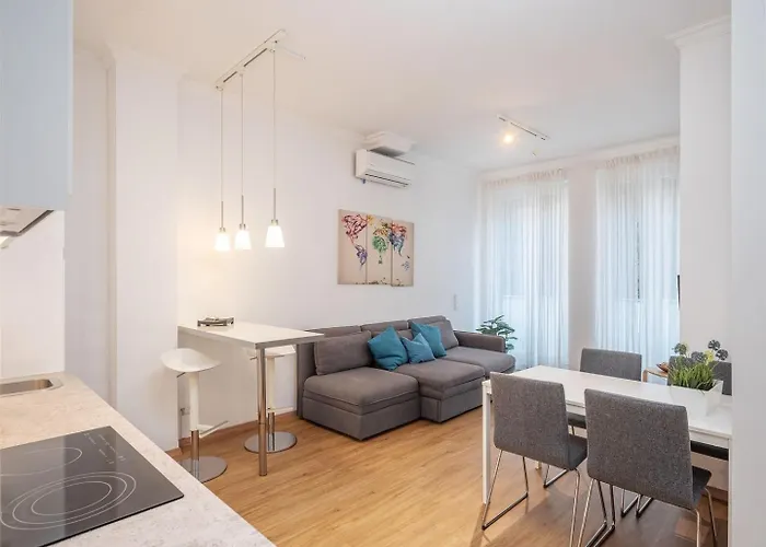 Stylisch Eingerichtete Wohnung Mitten In Muenchen!