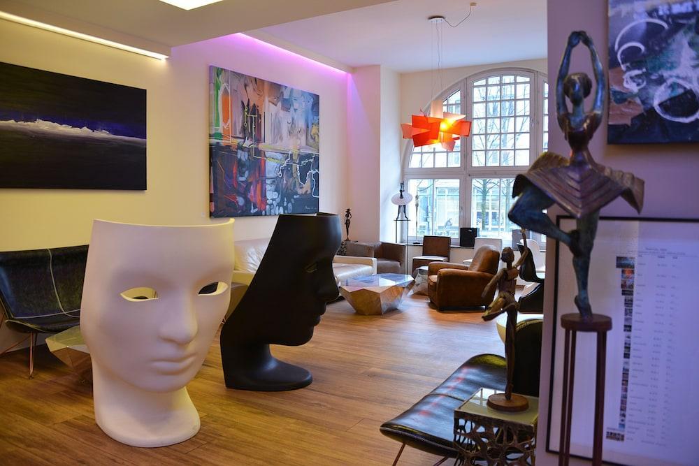 Hotel Arthotel 3*