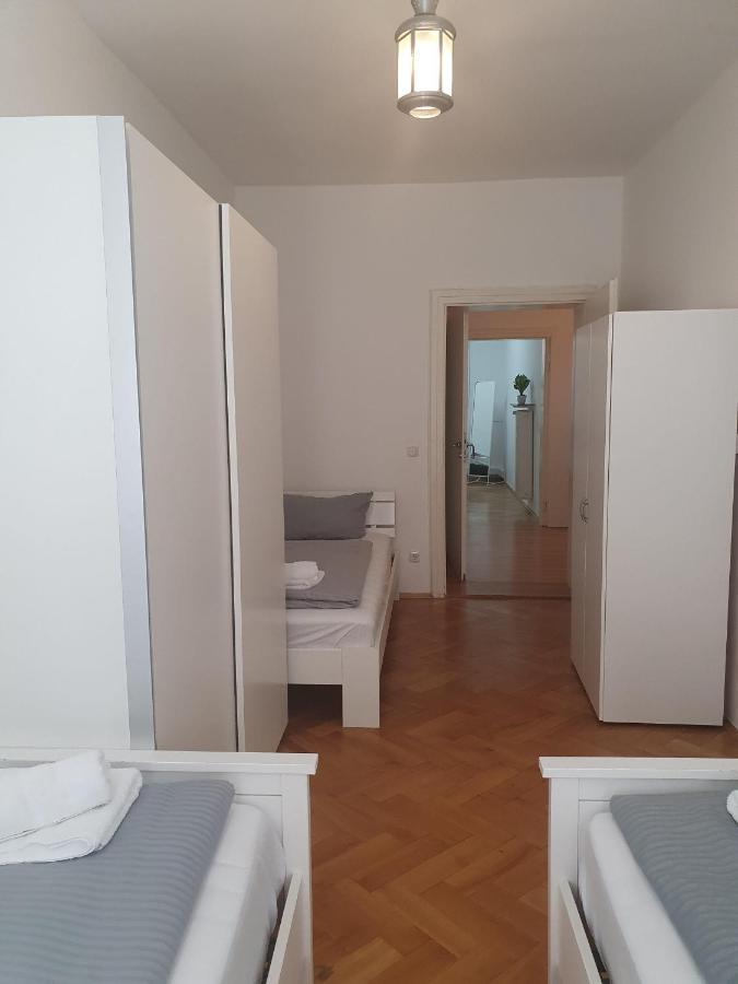 Apartment-Mit-2-Schlafzimmern